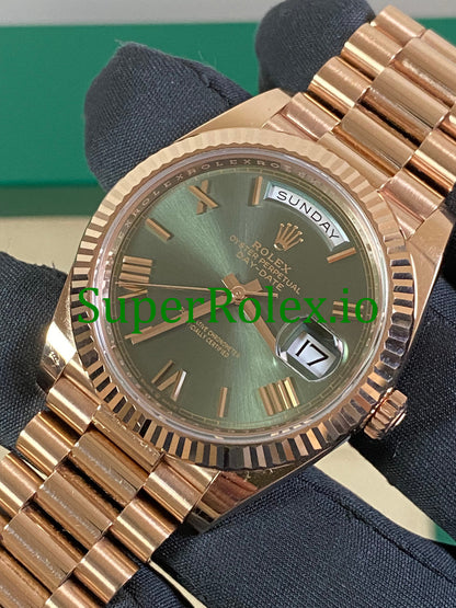 Rolex Day-Date 40MM Everose Gold Ref.228235 Olive Green Roman Dial