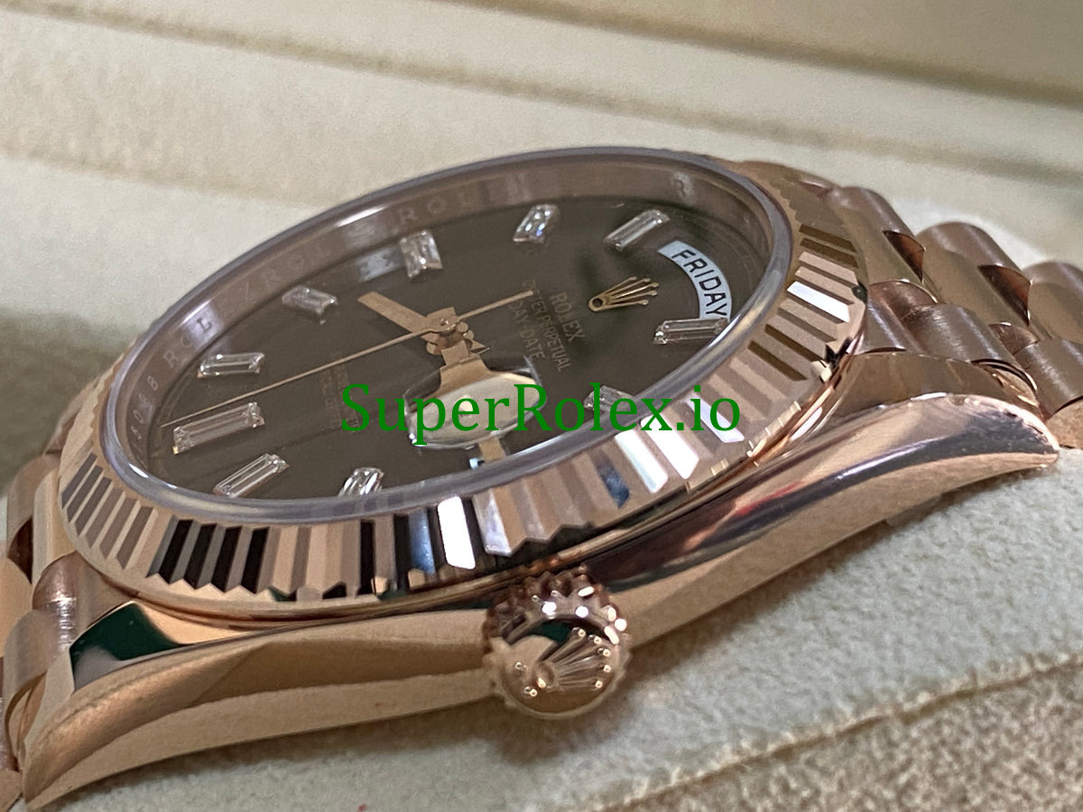 Rolex Day-Date 40MM  Everose Gold Ref.228235